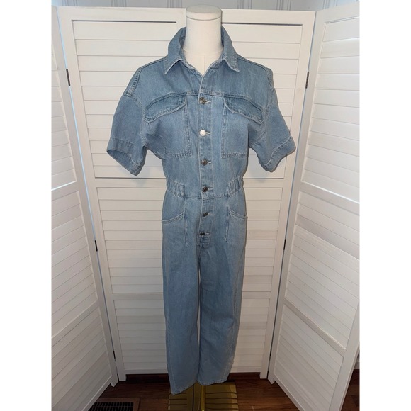 We The Free Denim Jumpsuit XS Short Sleeve Collared Button Up Casual - Picture 1 of 10